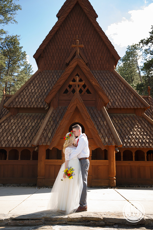 studio lb elopement chapel in the hills rapid city 05